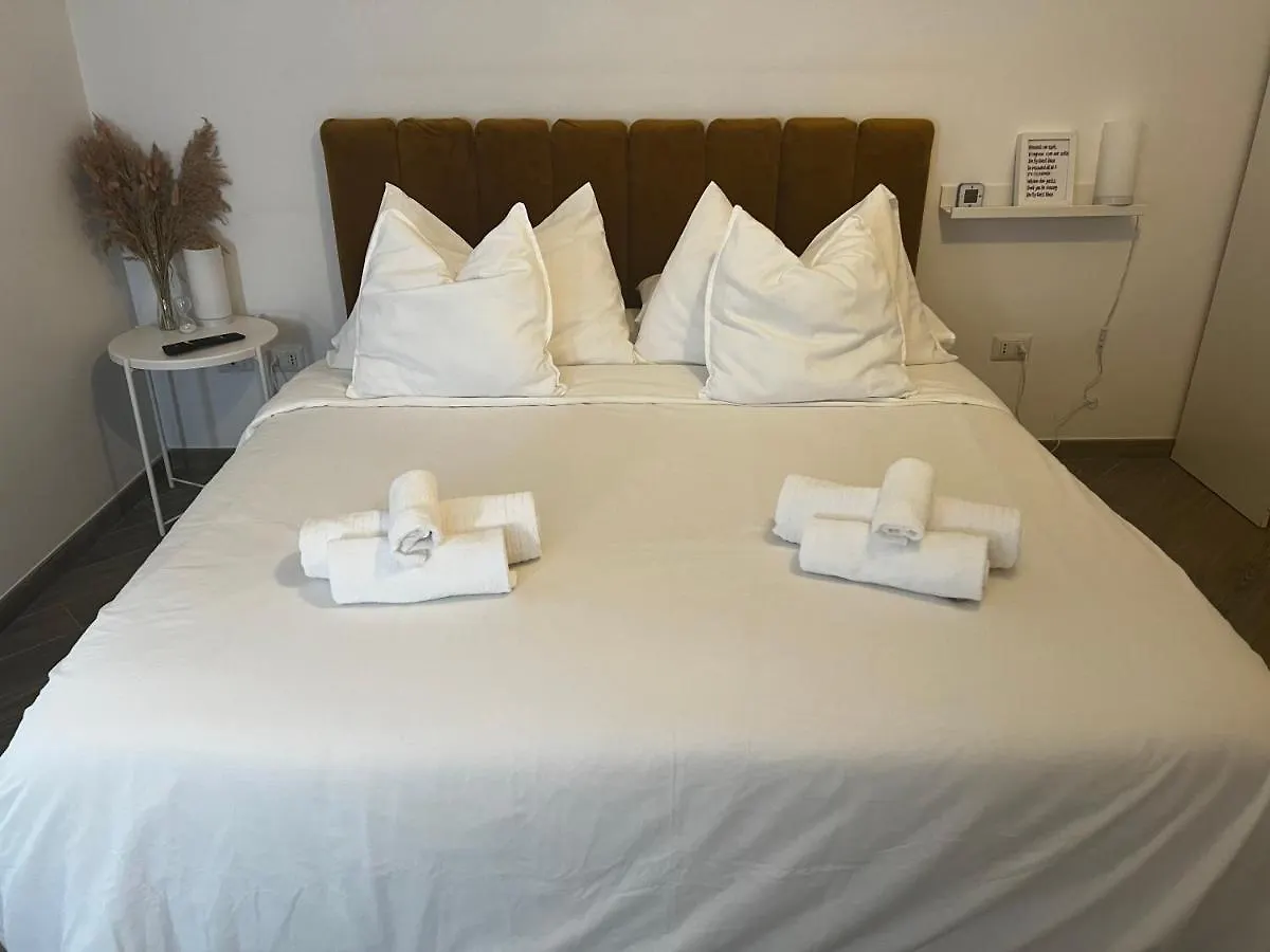 Sea Fly Guest House Фьюмичино
