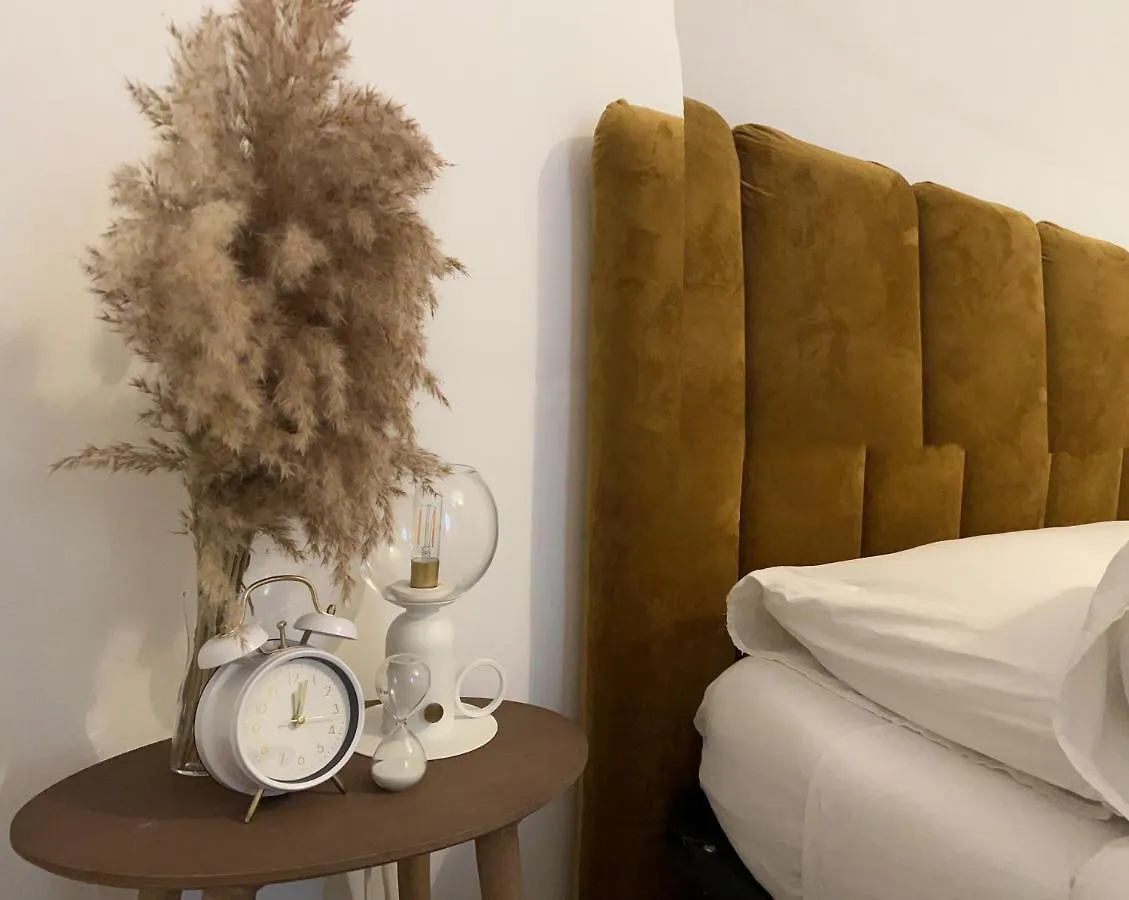 Sea Fly Guest House Фьюмичино 0*,  Италия