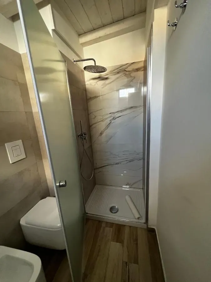 Sea Fly Guest House Фьюмичино Италия