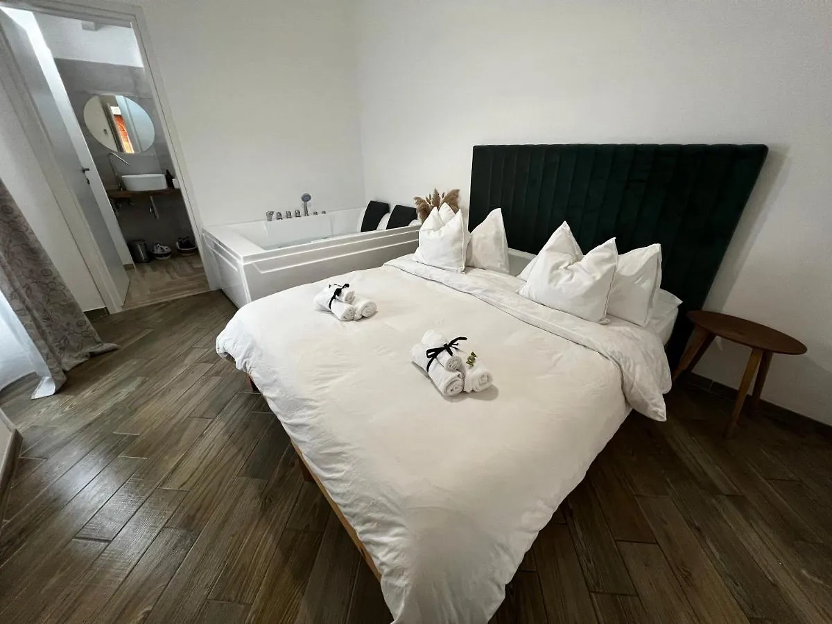 Sea Fly Guest House Фьюмичино Отель типа 